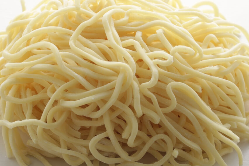 Medium-thick noodles